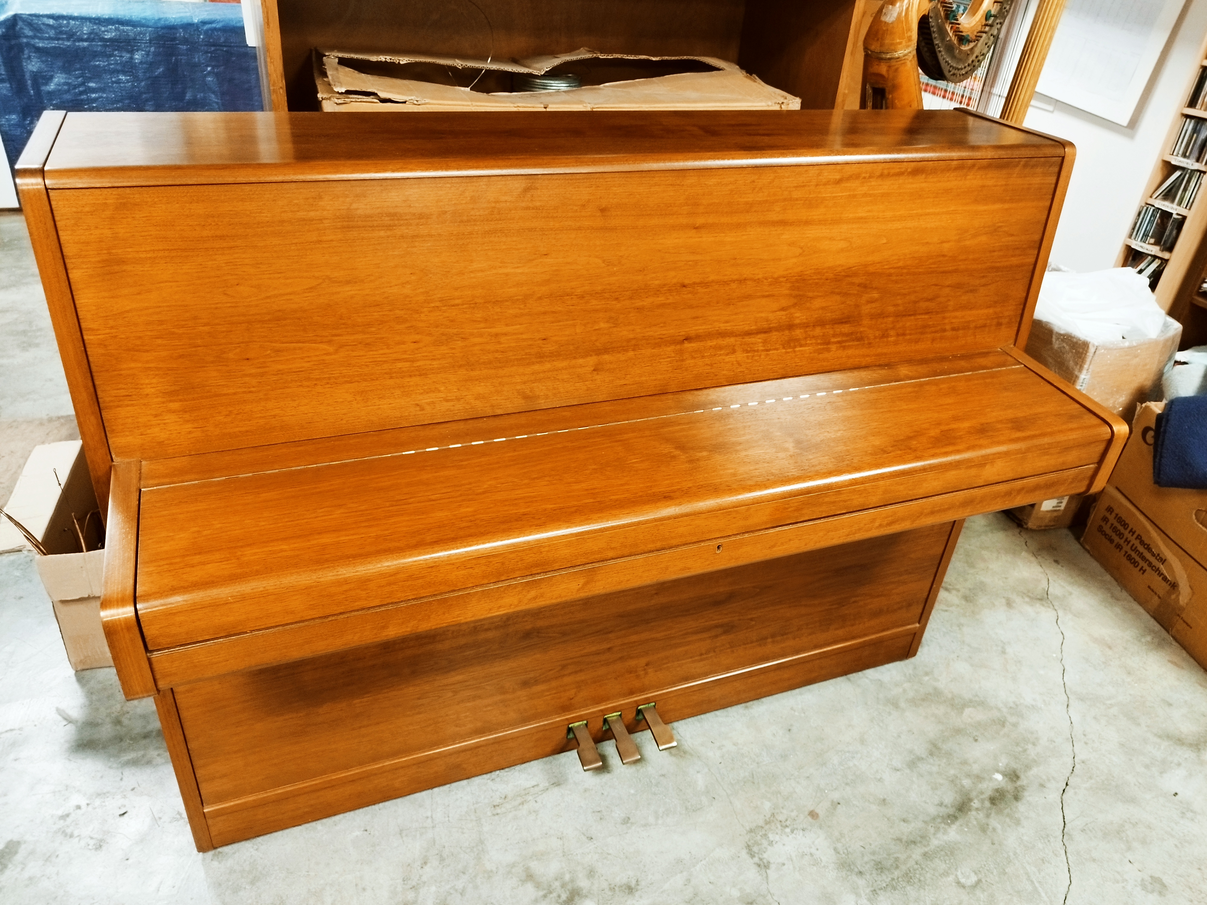 clic pour ouvrir dans un nouvel onglet piano droit Euterpe à acheter sur Montpellier